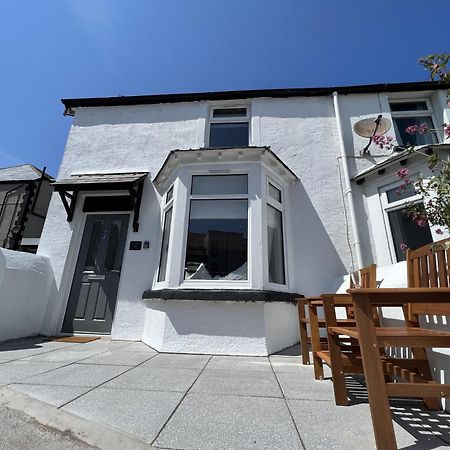 2 Edward Street Villa Llandudno Bagian luar foto